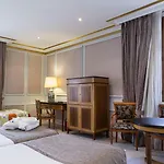 فندق Eurostars De La Reconquista 5*