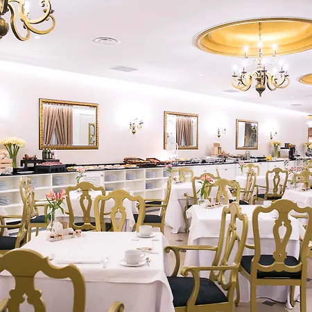 Hotel Eurostars De La Reconquista 5*