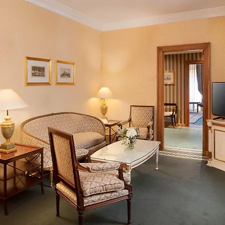 Eurostars De La Reconquista Hotel 5*