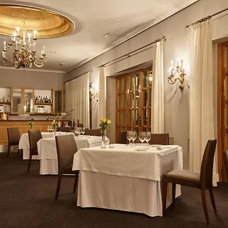 Eurostars De La Reconquista Hotel 5*