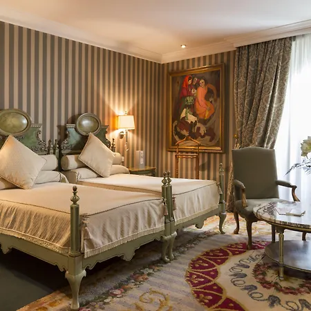 欧洲之星复国酒店 酒店 奥维耶多