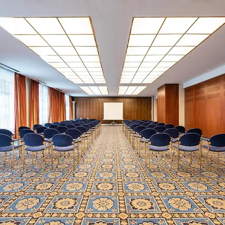Szálloda Eurostars De La Reconquista 5*