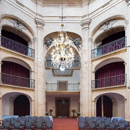 欧洲之星复国酒店 酒店 奥维耶多